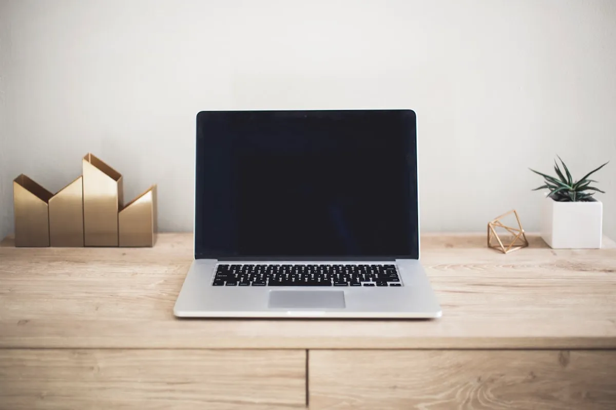 Choosing the Right Business Laptop: Performance, Durability & Total Cost of Ownership